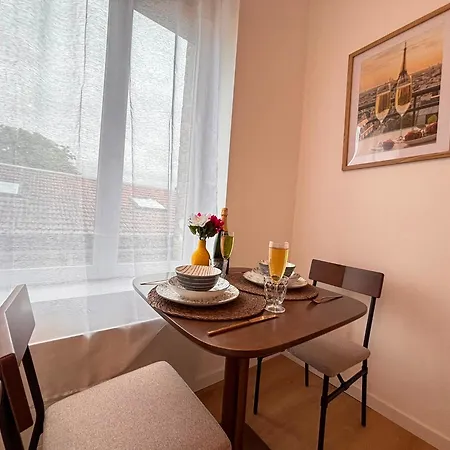 Le Tinqueux Chic-studio Renove Proche Centre Apartmán *