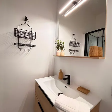 Le Tinqueux Chic-studio Renove Proche Centre 아파트